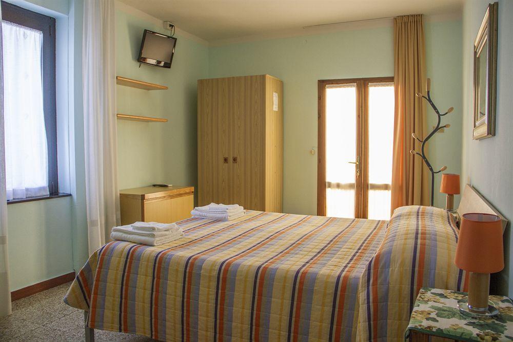 Il Vigneto Affittacamere Manerba del Garda Exteriör bild